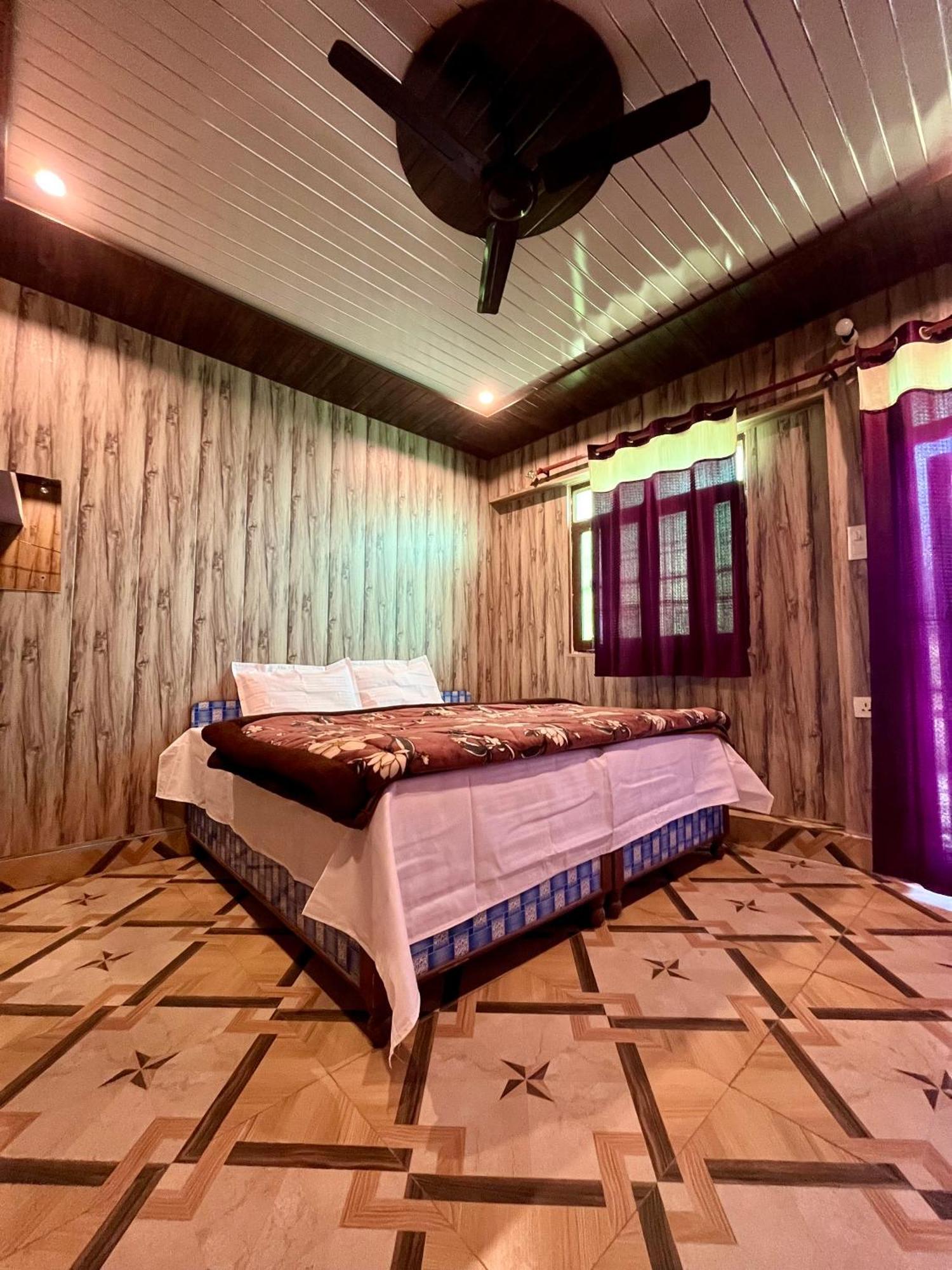 Astha Guest House Gopeshwar Εξωτερικό φωτογραφία